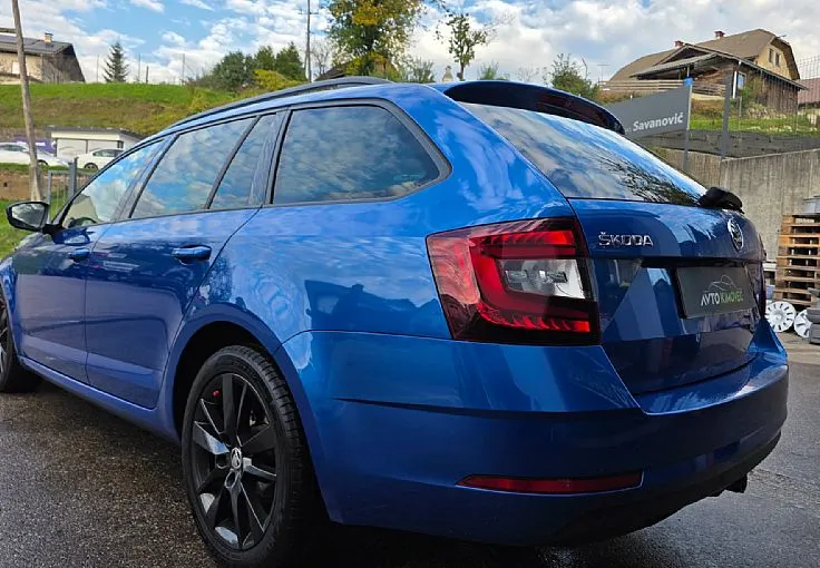 Zunanja slika - Škoda Octavia - Combi 2.0 TDI Family DSG 1 last odlično stanje - 3