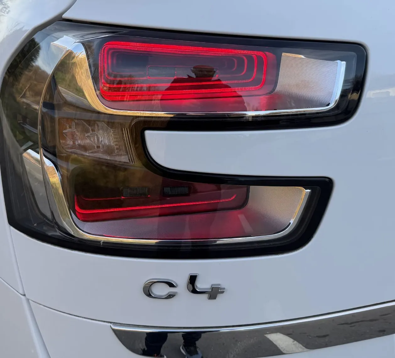 Zunanja slika - Citroën C4 Grand Picasso - 2.0HDi 150PS Shine SLO 1.LASTNIK 7SEDEŽEV PRIKLO - 10