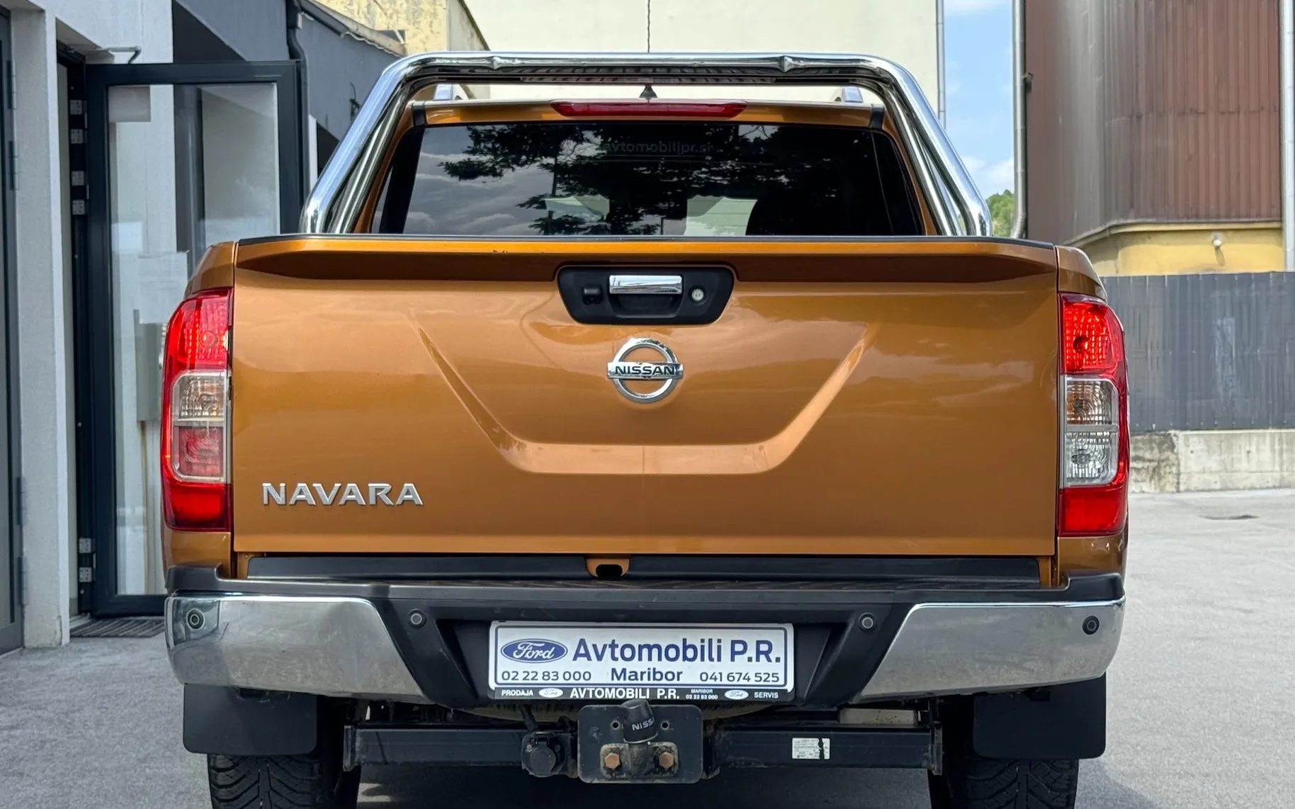 Zunanja slika - Nissan Navara - Tekna 2.3DCI AVT. 4x4 DK - SLO POREKLO - 97.000 km - 16