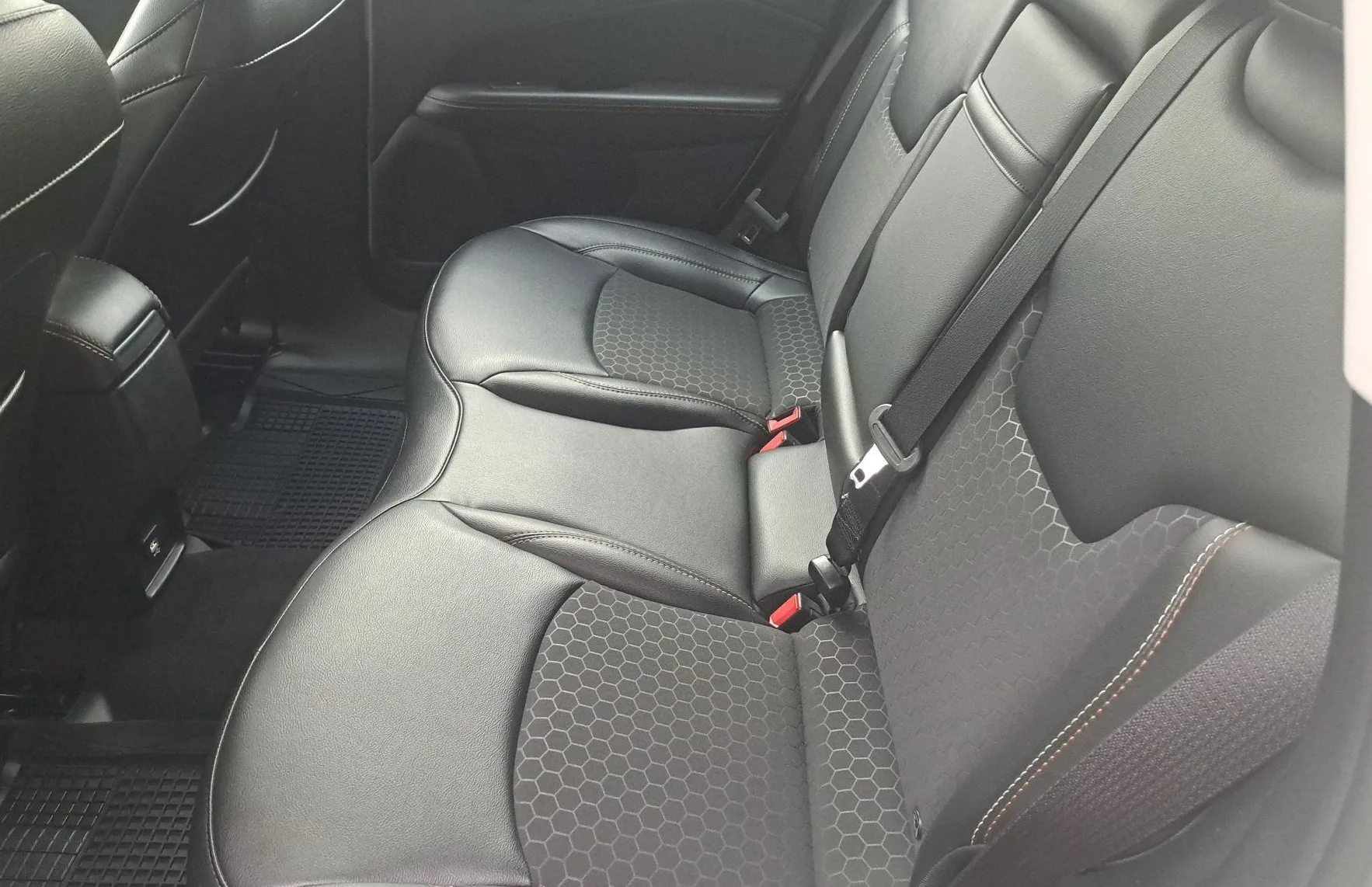 Zunanja slika - Jeep Compass - 1.4T Multiair Business - 11