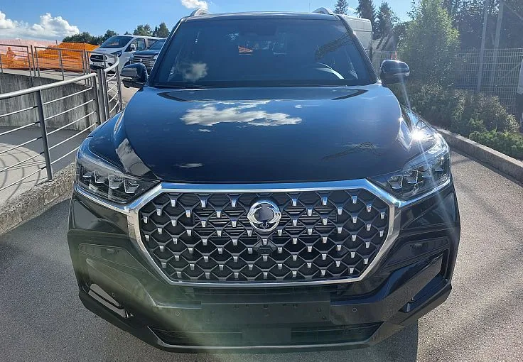 Zunanja slika - KG Mobility Rexton - 2.2 XDI DYNAMIC  18 . 4x4 A T - 2
