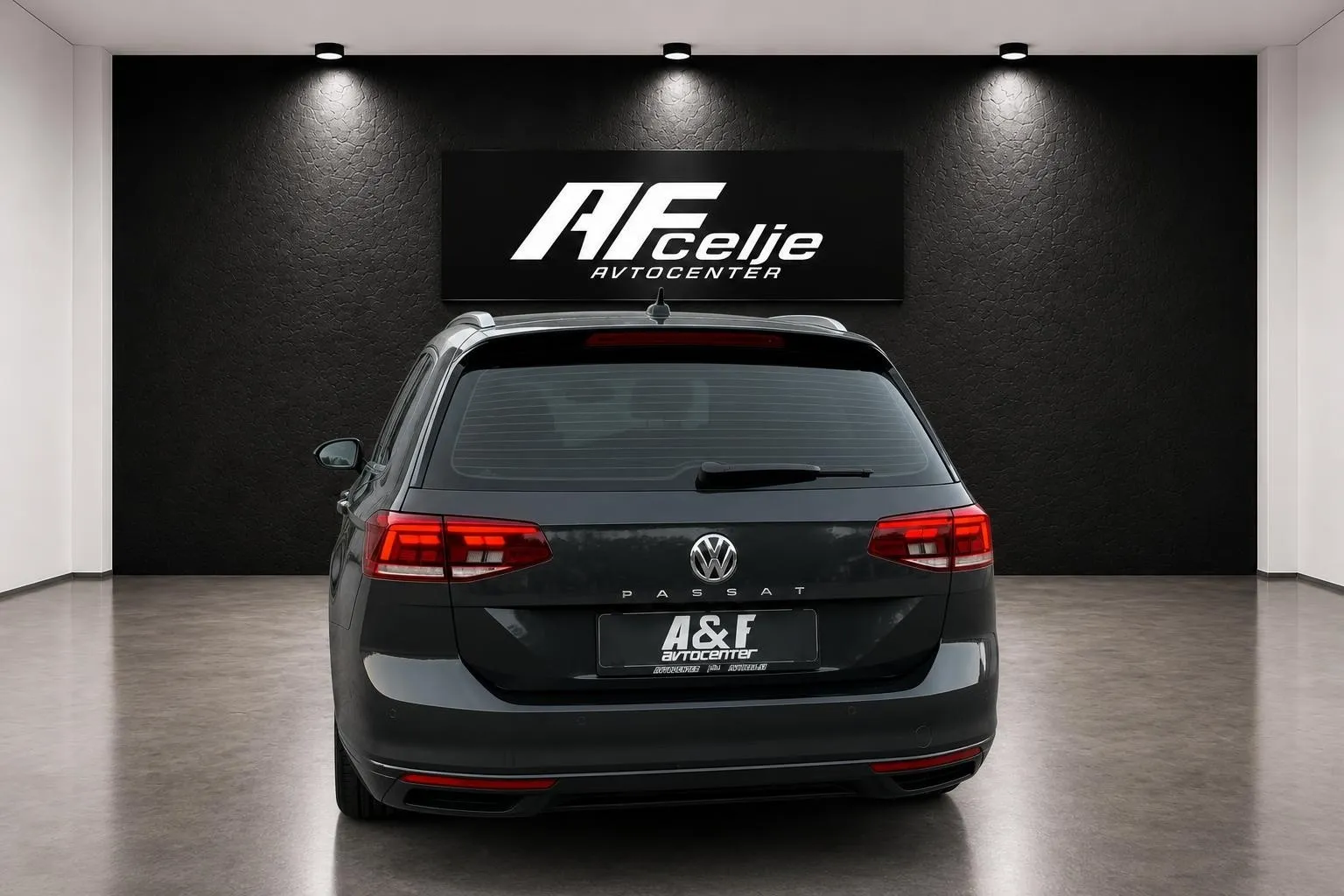 Notranja slika - Volkswagen Passat Variant - 2.0 TDI-DSG-H LINE-162.000km-LIZING ZA TUJCE-LED- - 7