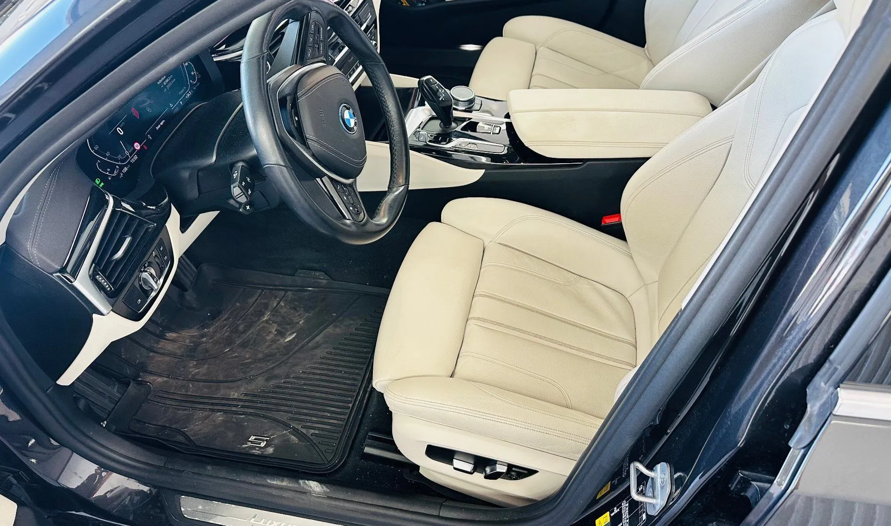 Zunanja slika - BMW Serija 5 - 530e xDrive Touring Avt.KAMERA.LED.USNJE.NAVI.TOP - 8