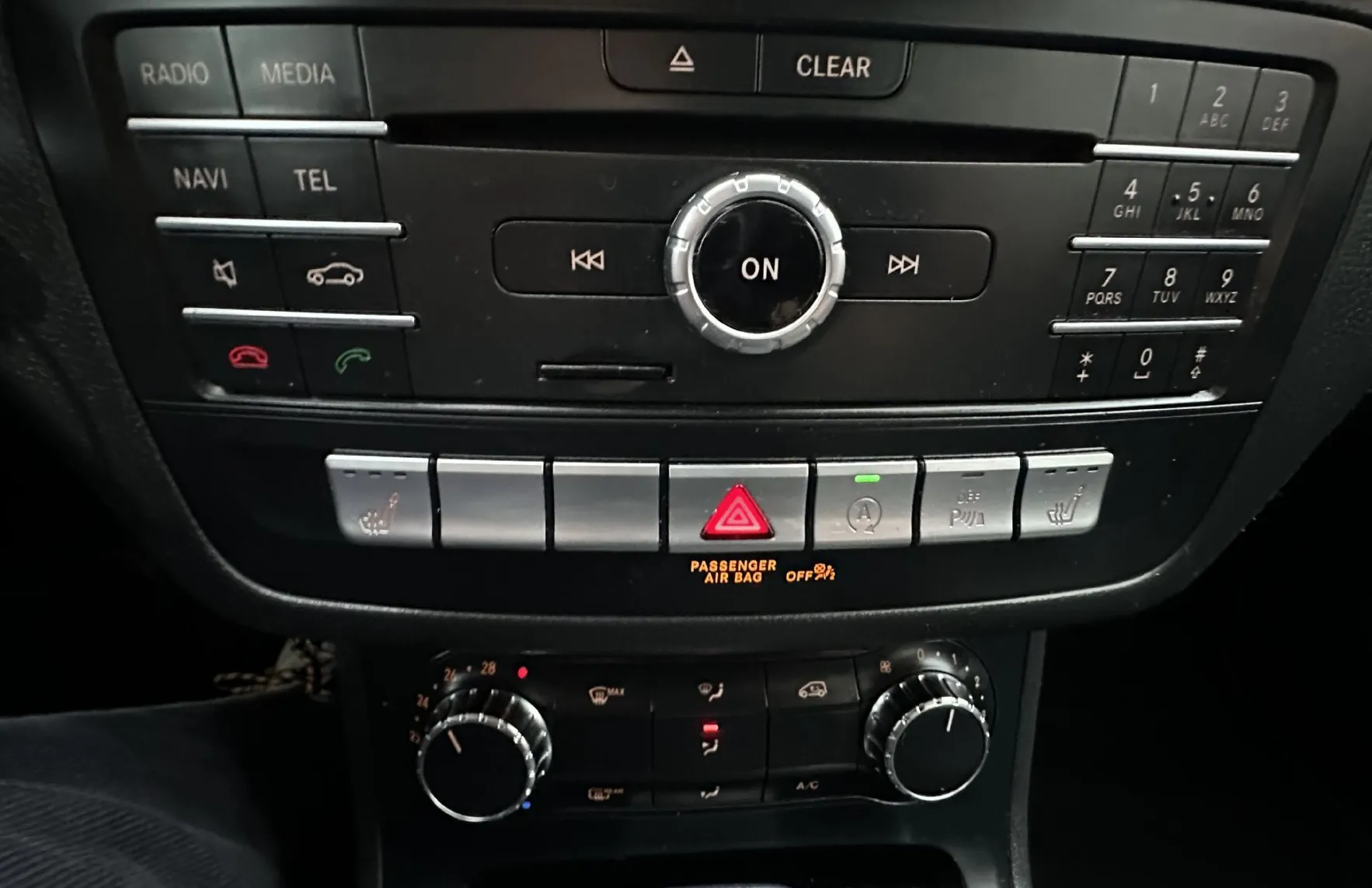 Zunanja slika - Mercedes-Benz B-Razred - B 180 d..NEMŠKI.NAVI.80 KW.SAMO 120.000 KM.DIZEL - 11