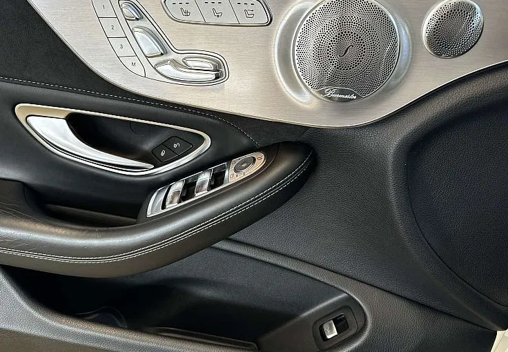 Zunanja slika - Mercedes-Benz C-Razred - Mercedes-AMG C 63 S - 10