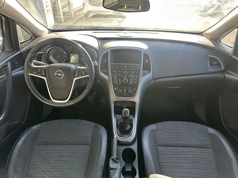Zunanja slika - Opel Astra - 1.6 CDTI 81KW S S ENJOY ST - 9