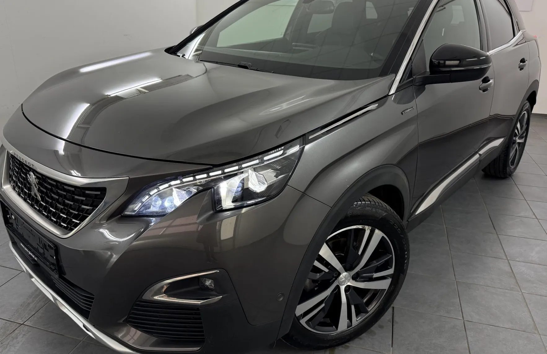 Zunanja slika - Peugeot 3008 - 1.6 THP 180 S S EAT8 GT Line.KAMERA.LED.NAVI.USNJE - 1