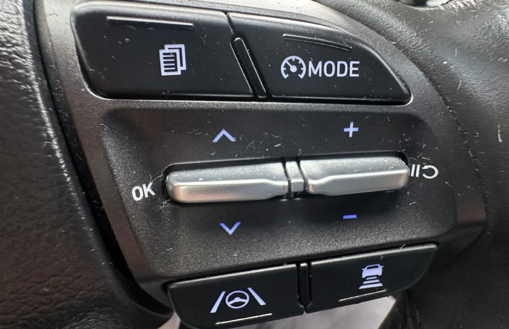 Zunanja slika - Volkswagen ID.4 - 109kW.KAMERA.NAVI.GRE.SEDEŽEV.LED.SAMO 29.297 KM - 10