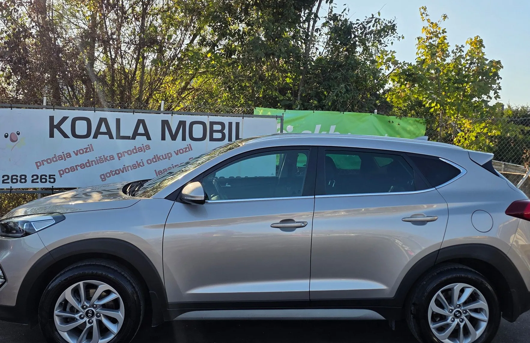 Zunanja slika - Hyundai Tucson - 1.6 GDI PREMIUM LED-KAMERA-NAVI-ALU-SLOVENSKI - 7