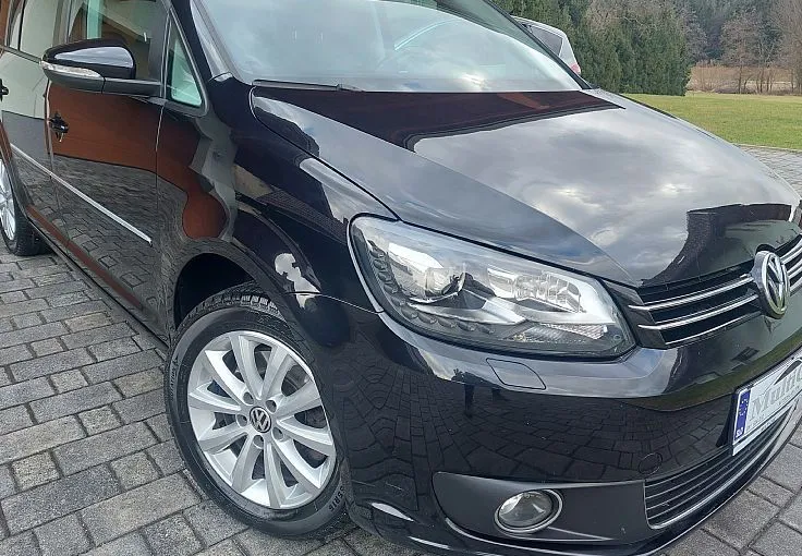 Zunanja slika - Volkswagen Touran - 2.0 TDI HIGHLINE 140 .LED.BIXENON.2xPDC.NAVI.... - 2
