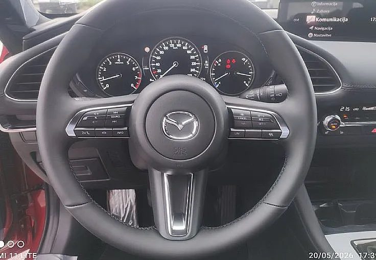 Zunanja slika - Mazda Mazda3 - e-Skyactiv G140 Centre-line - 7