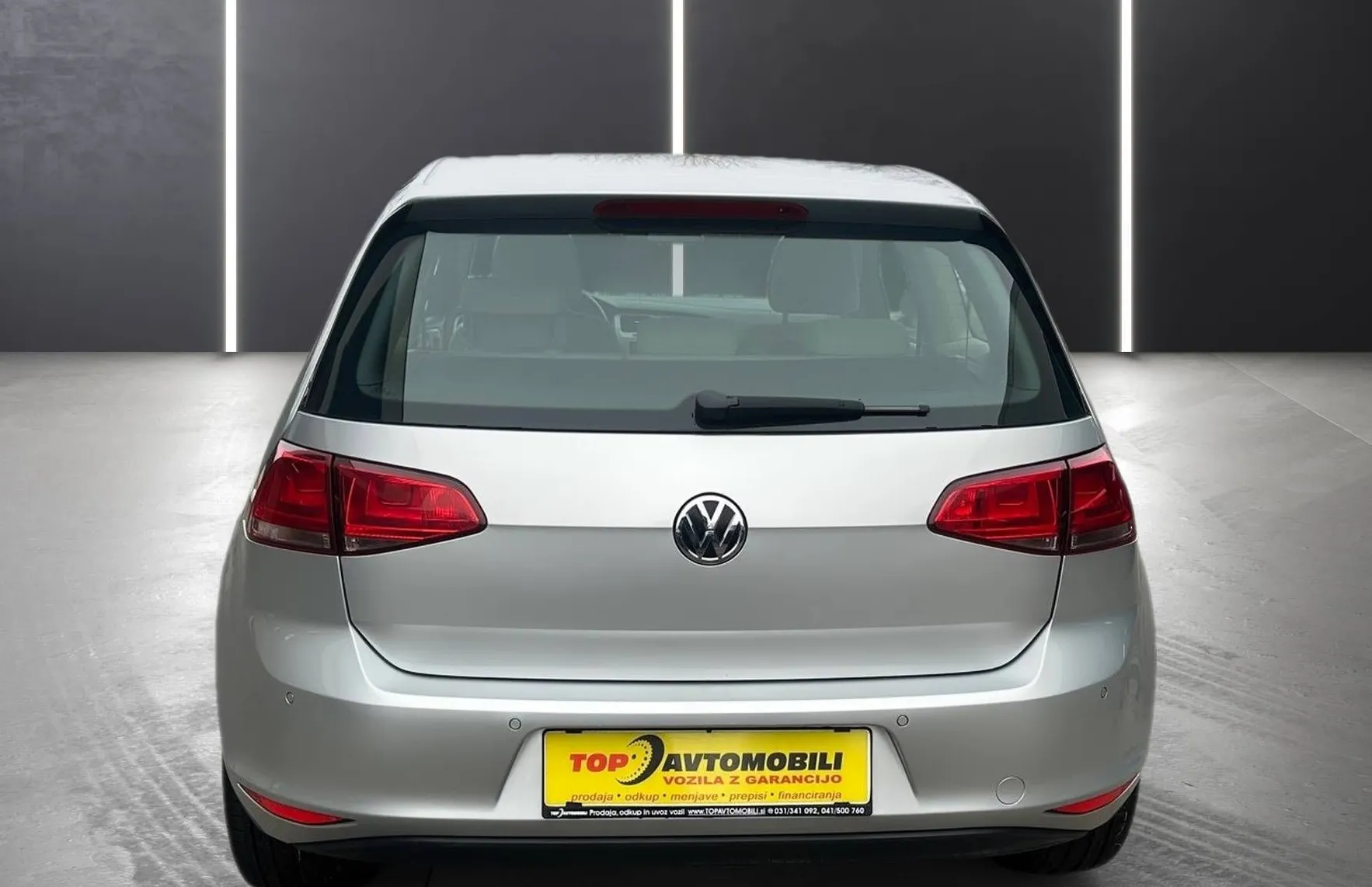 Zunanja slika - VW Golf - 1.6 TDI TEMP PDC GR.SEDEŽEV SAMO 98.000KM - 7