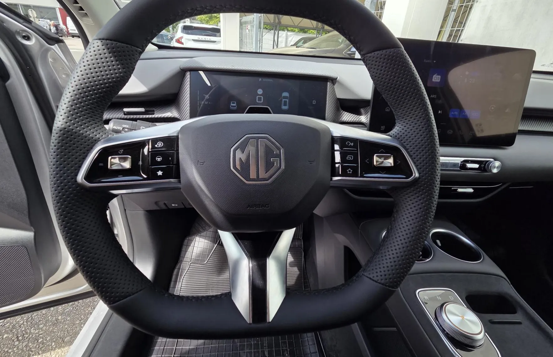 Zunanja slika - MG MGS5 EV - Luxury 64kWh - 11