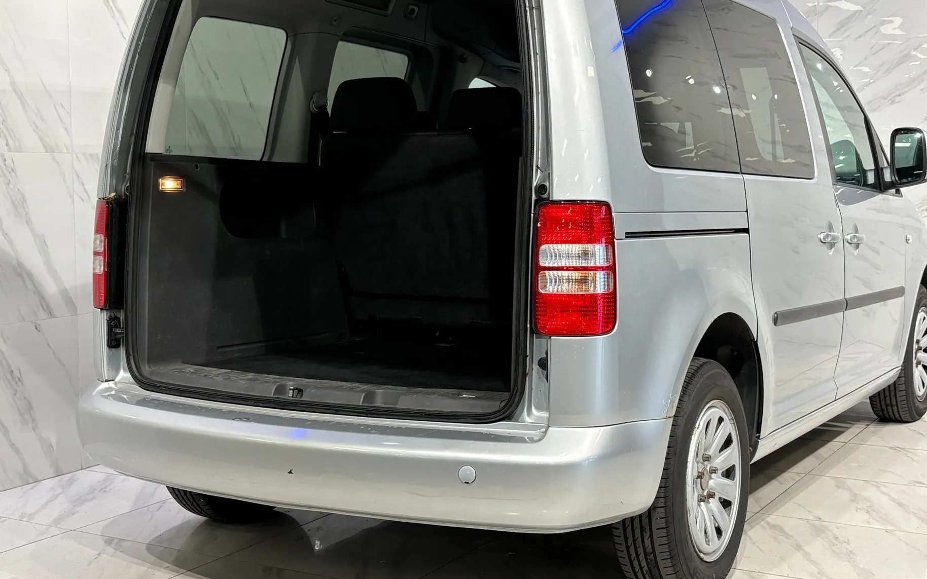 Notranja slika - Volkswagen Caddy - 1.6 TDI - 7