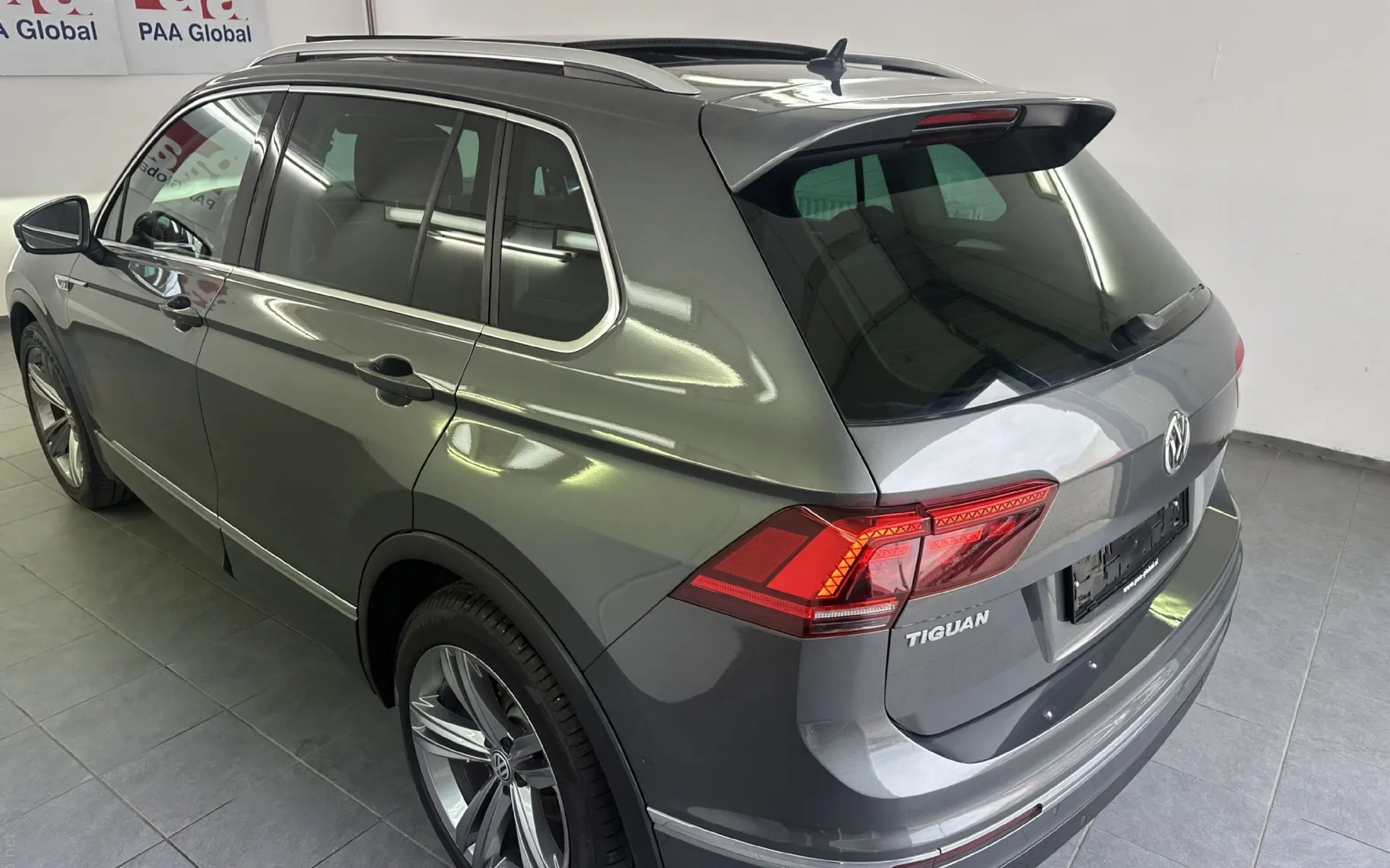 Zunanja slika - Volkswagen Tiguan - 1.5 TSI ACT BMT R-Line DSG.Highline 110kW.KAMERA - 20