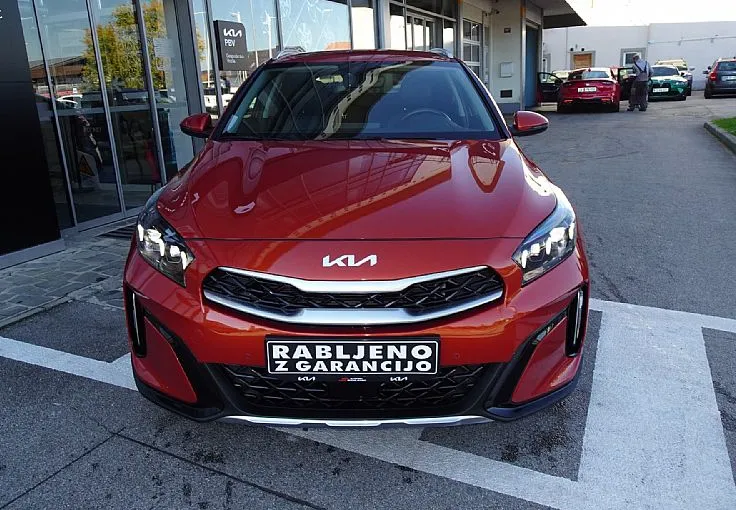 Zunanja slika - KIA XCeed - 1.5 T-GDI AUT. STREAM - 1. LASTNIK - GARANCIJA - 2