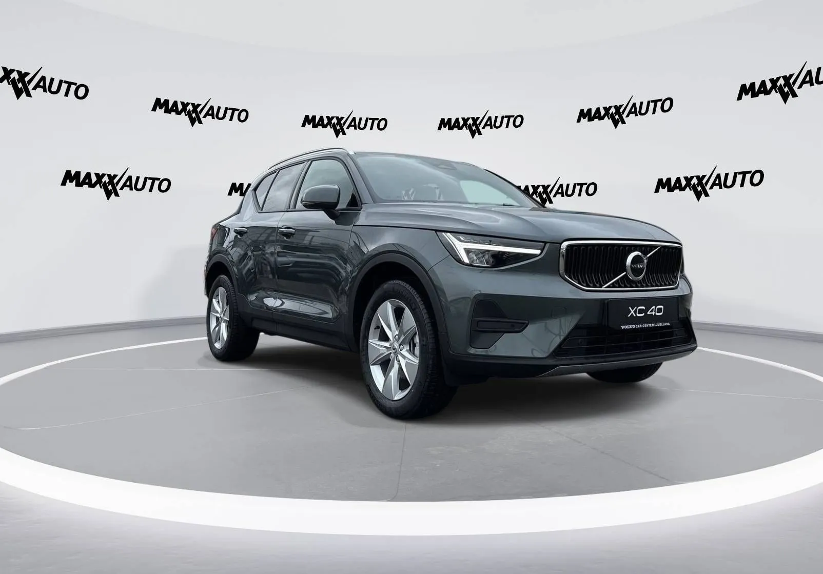 Zunanja slika - Volvo XC40 - B3 P Core AT DCT... - 3