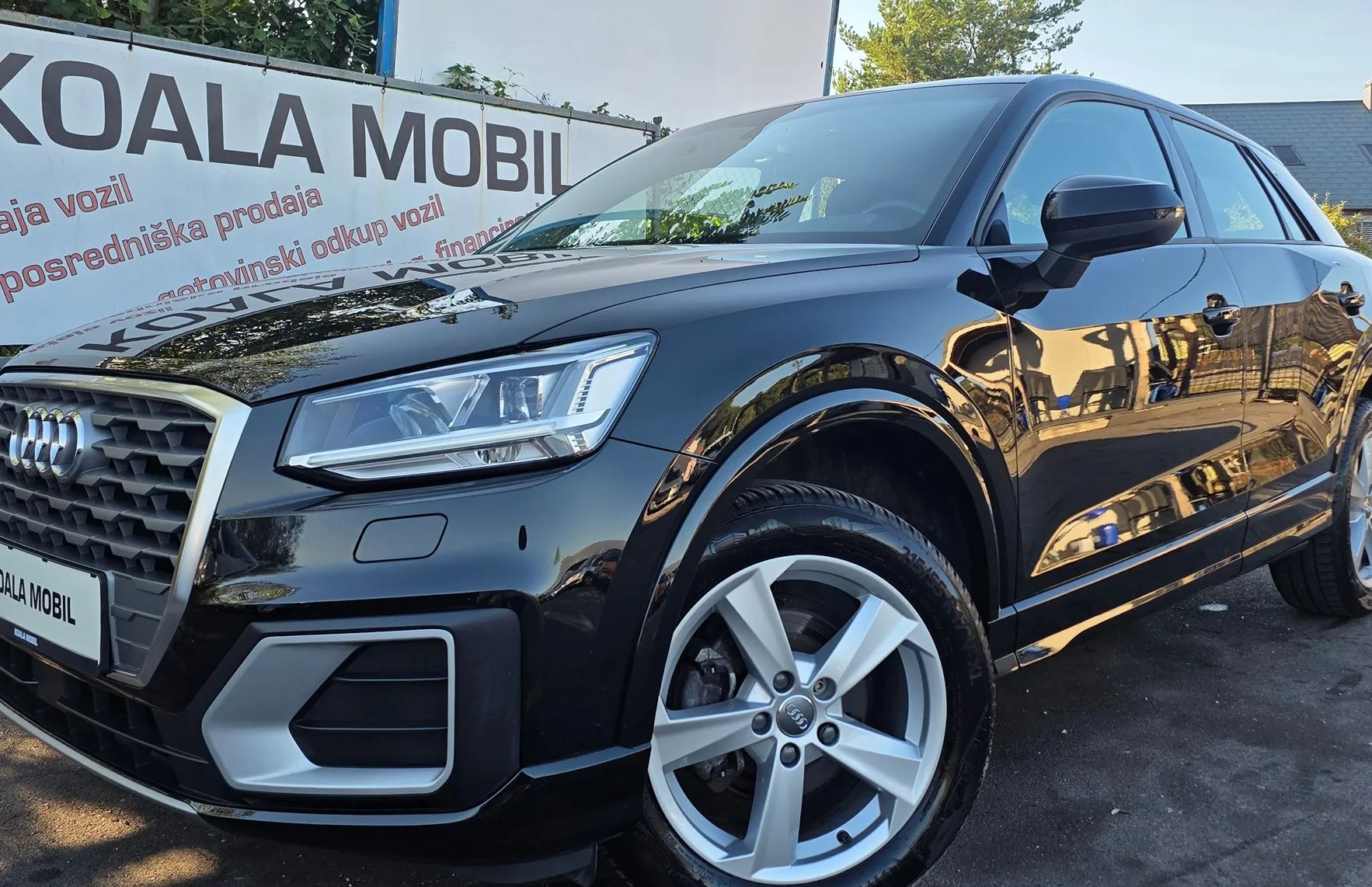 Zunanja slika - Audi Q2 - 30 TFSI SPORT LED-ALU PLATIŠČA-NAVI-1.LASTNIK - 19