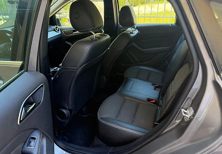 Zunanja slika - Mercedes-Benz B-Razred - B 220 d SPORT AUT 1.LASTNIK MULTIBEAM-LED TEMPOMAT - 11