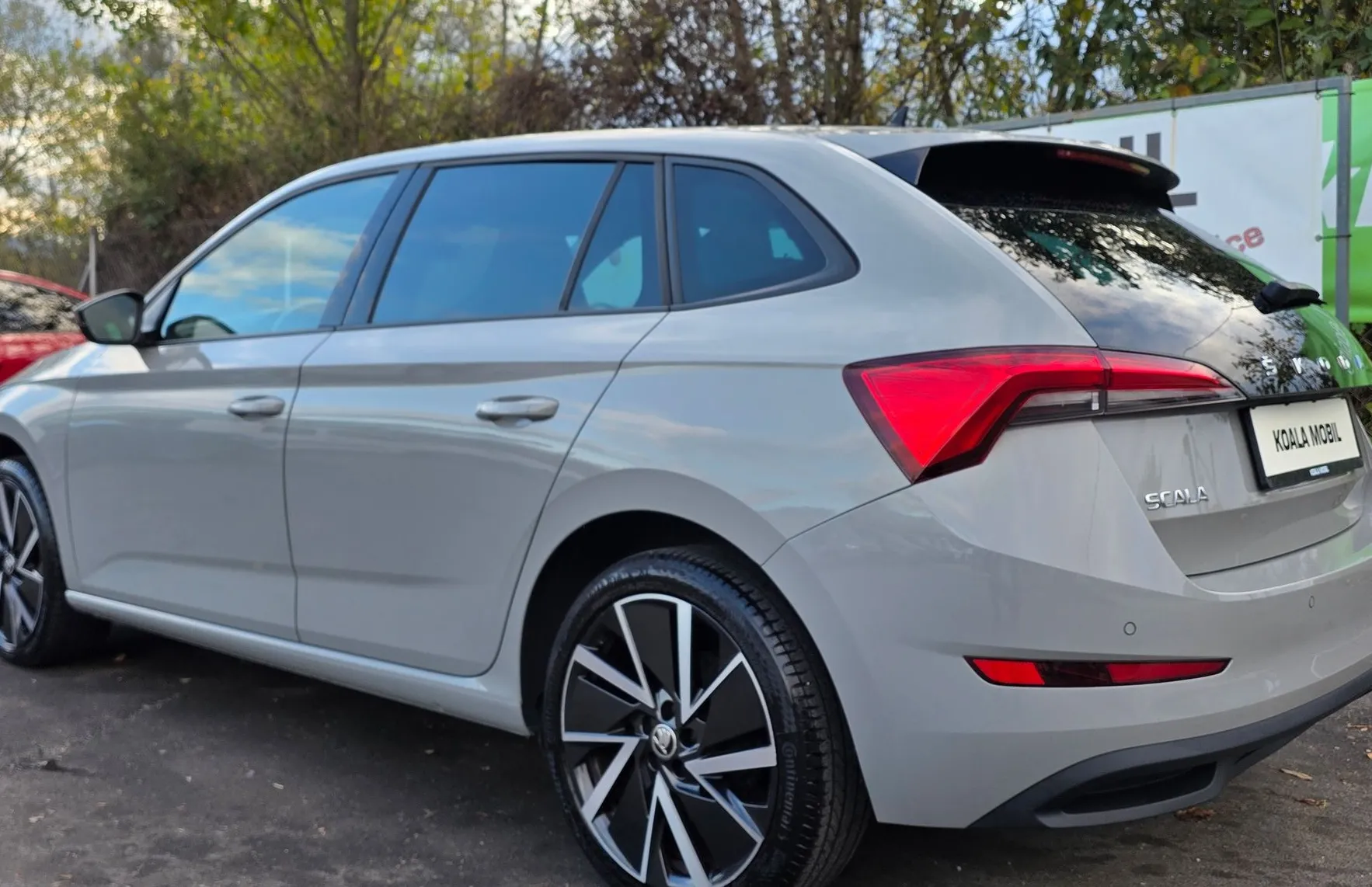 Zunanja slika - Škoda Scala - 1.0 TSI SPORT LED-KAMERA-ALU PLATIŠČA-1.LASTNIK - 6
