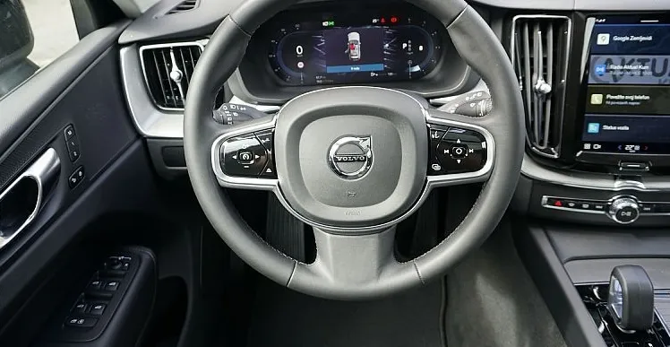 Zunanja slika - Volvo XC60 - B4  D  Core AT FWD+12.MES.JAM.+USNJE+PANO+MEMORY - 12