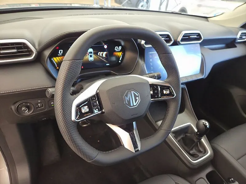 Zunanja slika - MG MG ZS - 1.5L Comfort + ZIMSKE PNEVMATIKE - 10