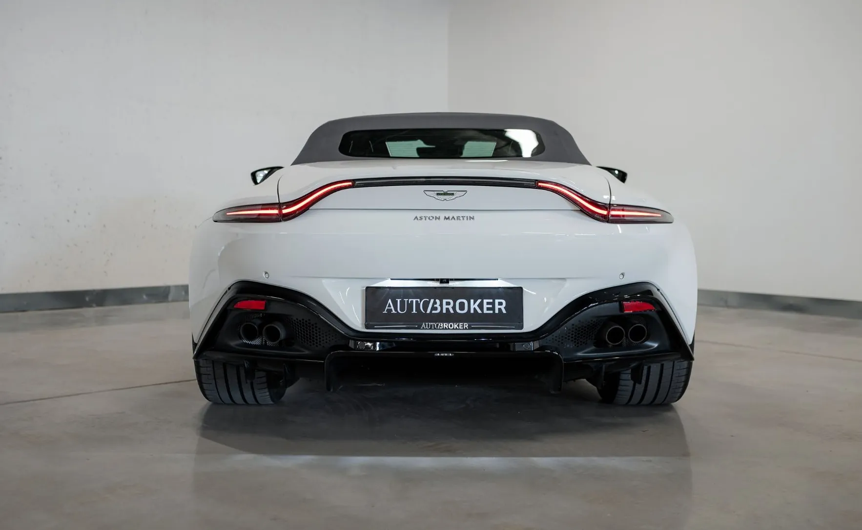 Zunanja slika - Aston Martin Vantage - Roadster Boris - 6