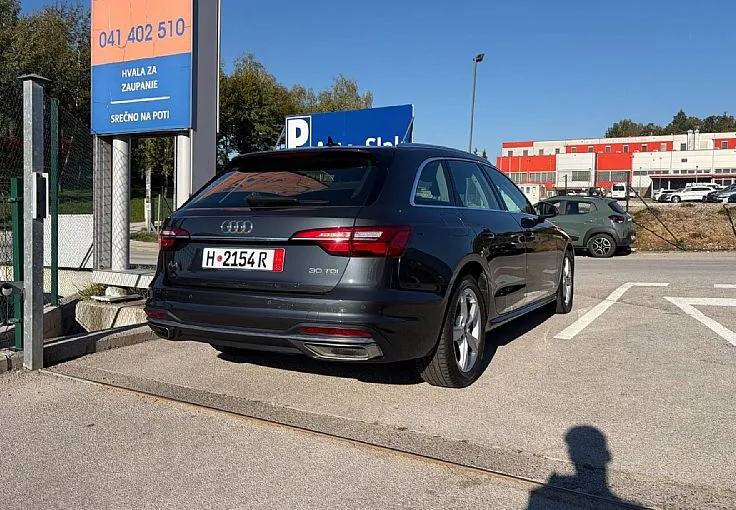 Zunanja slika - Audi A4 - Avant 30 TDI Advanced S tronic ZELO LEP SAMO 35000KM - 7