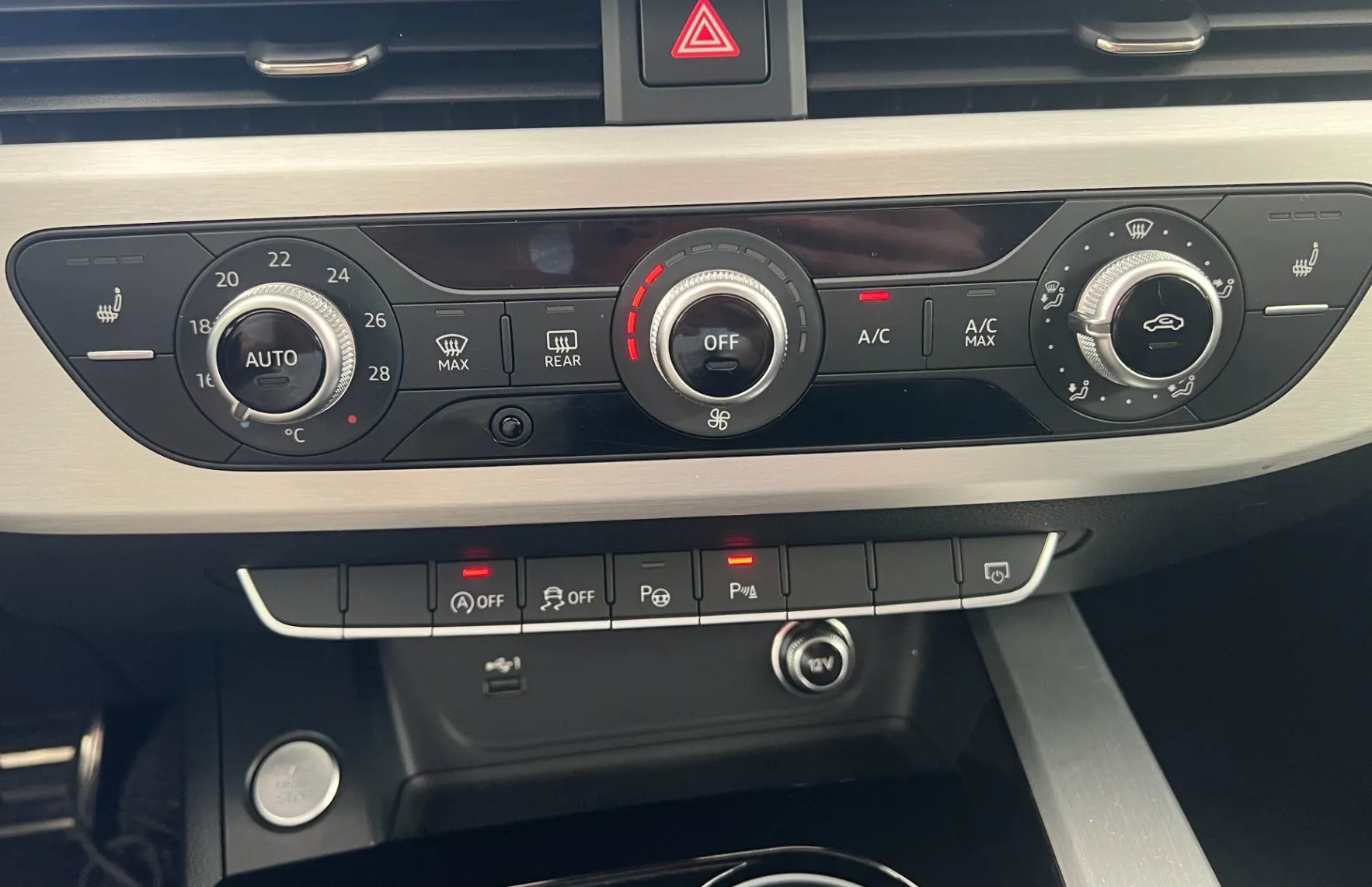 Zunanja slika - Audi A4 - Avant 30 TDI S line S tronic.KAMERA.NAVI.USNJE.LED. - 15