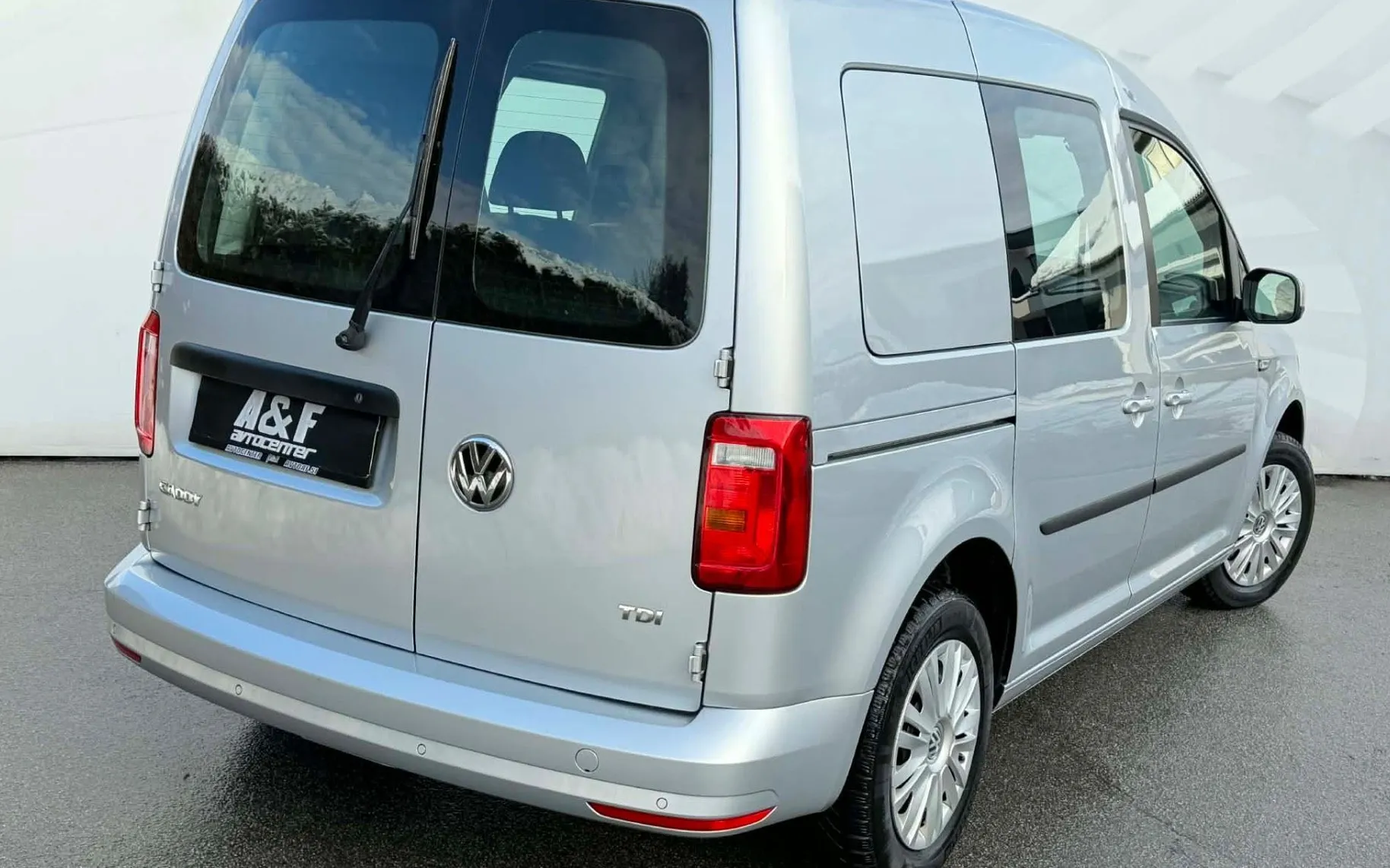 Zunanja slika - VW Caddy - 2.0 TDI-2X DRSNA VRATA-1 LASTNIK-LIZING ZA TUJCE-. - 5