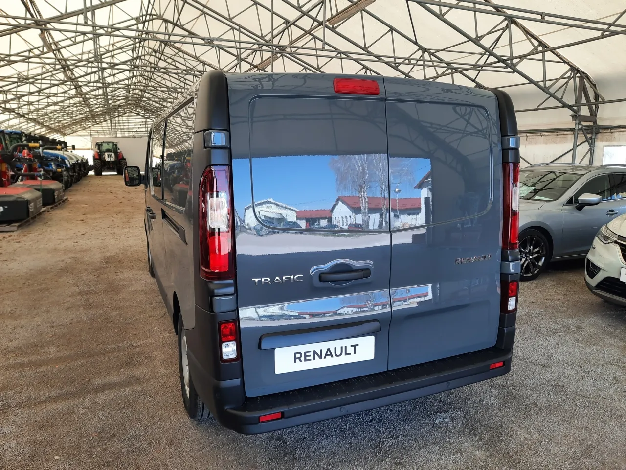 Zunanja slika - Renault Trafic - Podaljšana kabina - 9