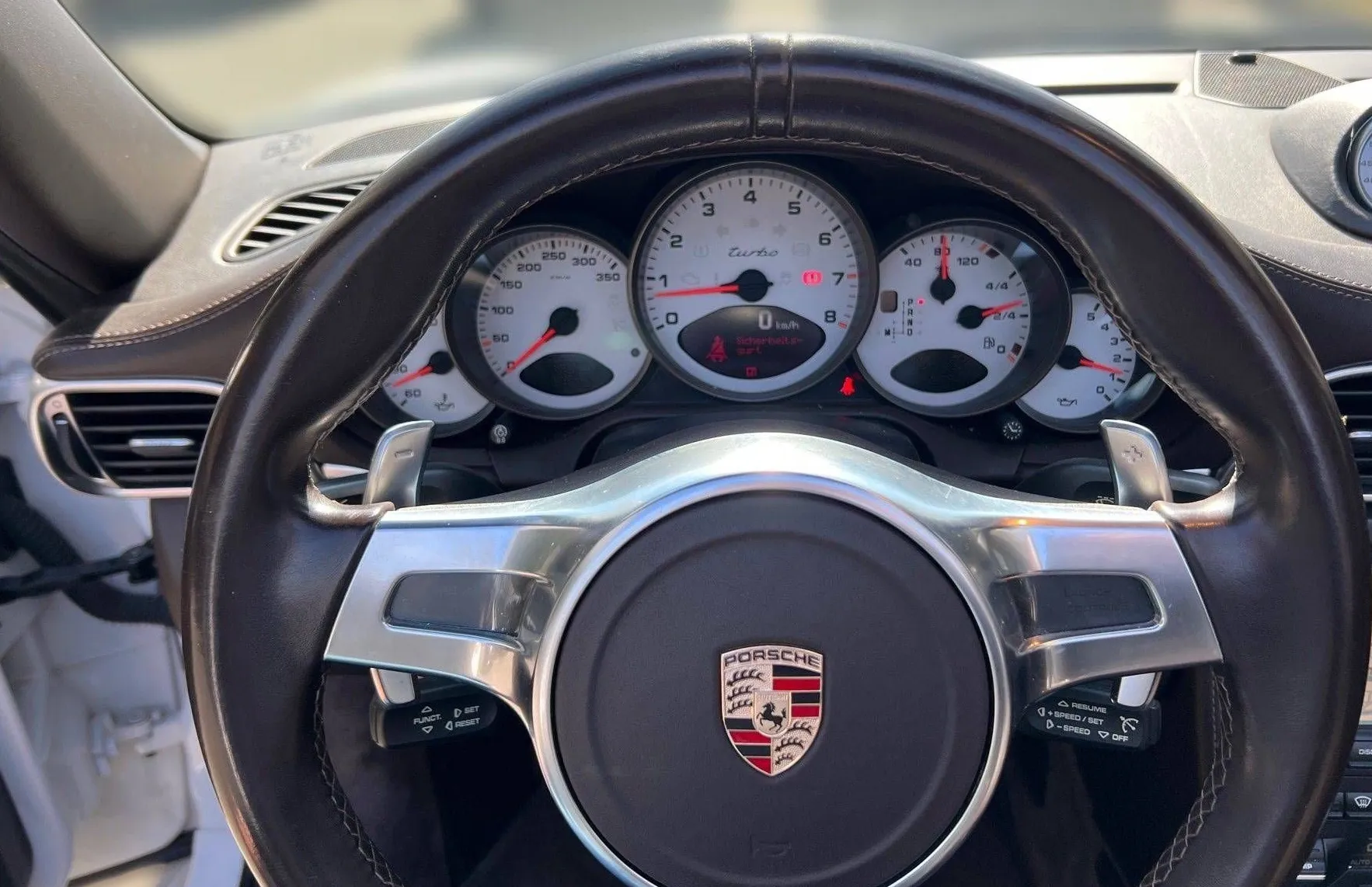 Zunanja slika - Porsche 911 Cabriolet - Turbo XENON NAVI PDC GRETJE HLAJENJE TEM TOP - 11