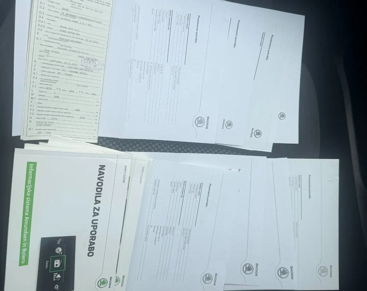 Zunanja slika - Škoda Octavia - Combi 2,0 TDI L&K - 20