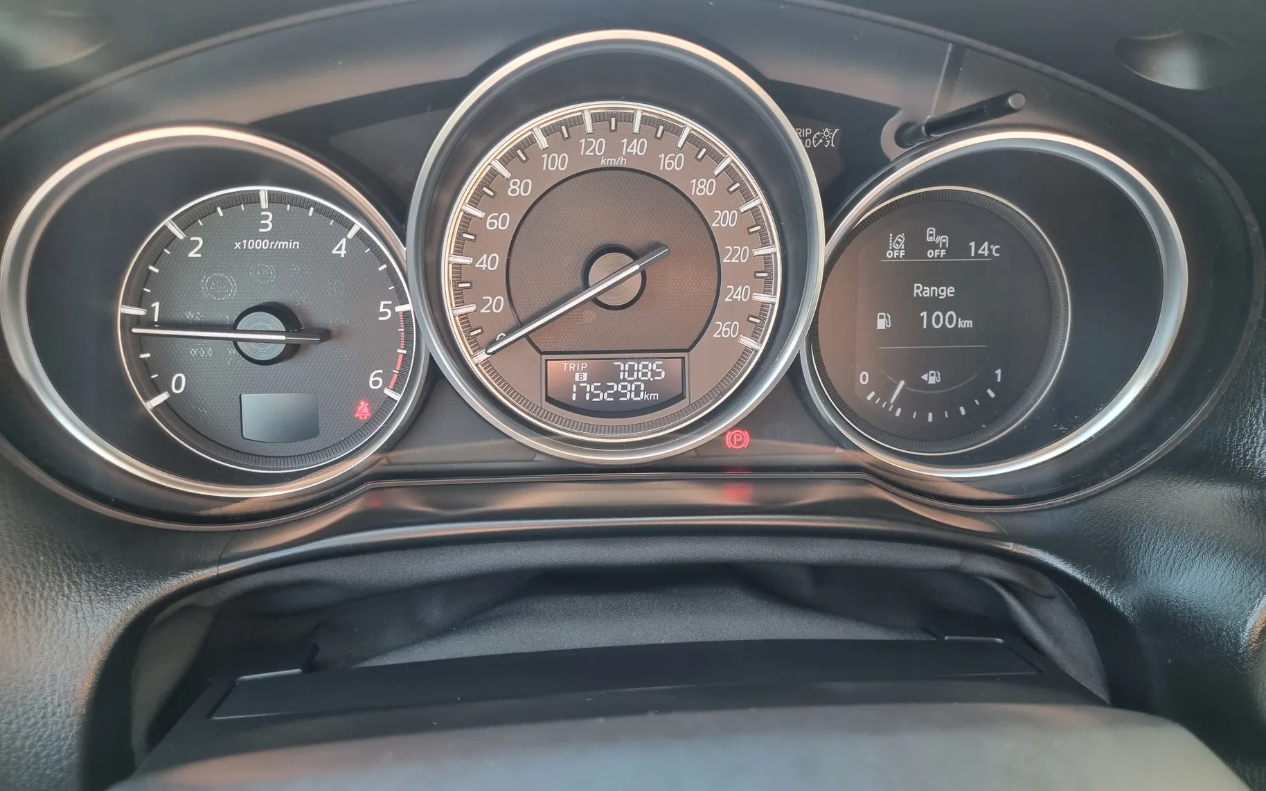Zunanja slika - Mazda CX-5 - 2.2 CD150 AWD - SLOVENSKI + 2. LAST. + VSI SERVISI - 17