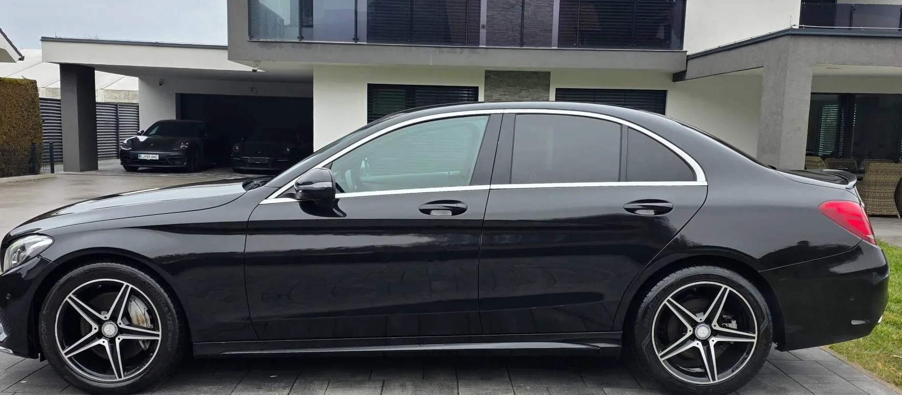 Zunanja slika - Mercedes-Benz C-Razred - 250CDI-AVT-AMG LINE-1 LASTNIK-SERVISNA KNJIGA-ACC - 5