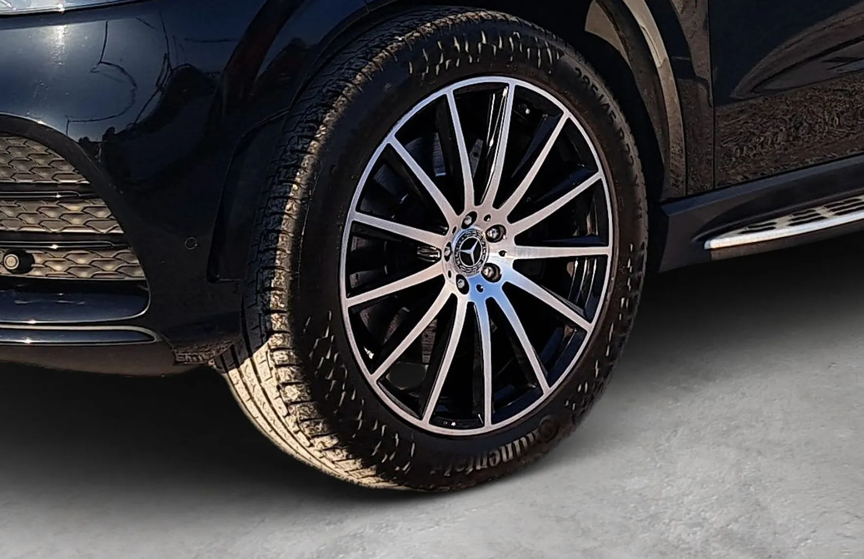 Zunanja slika - Mercedes-Benz GLS-Razred - GLS 400 d 4MATIC AMG Line - 6