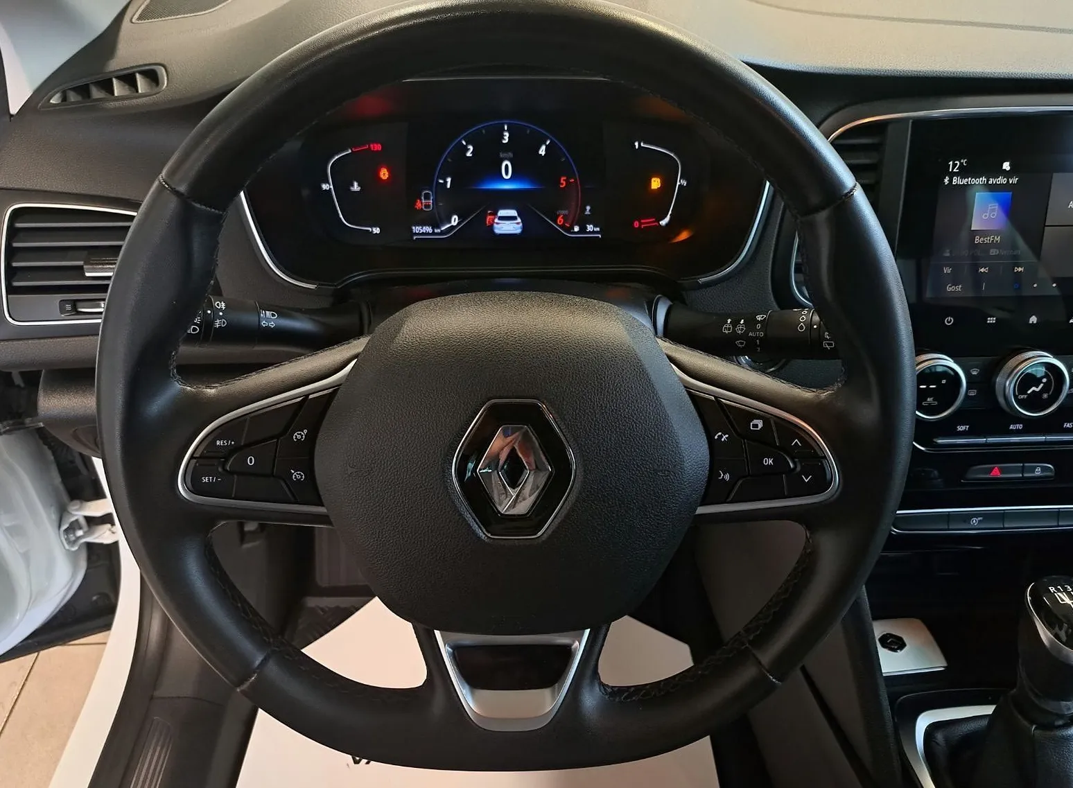 Zunanja slika - Renault Mégane - Megane GRANDTOUR INTENS Blue dCi 115 Z ENOLETNIM JAMSTVOM - 10