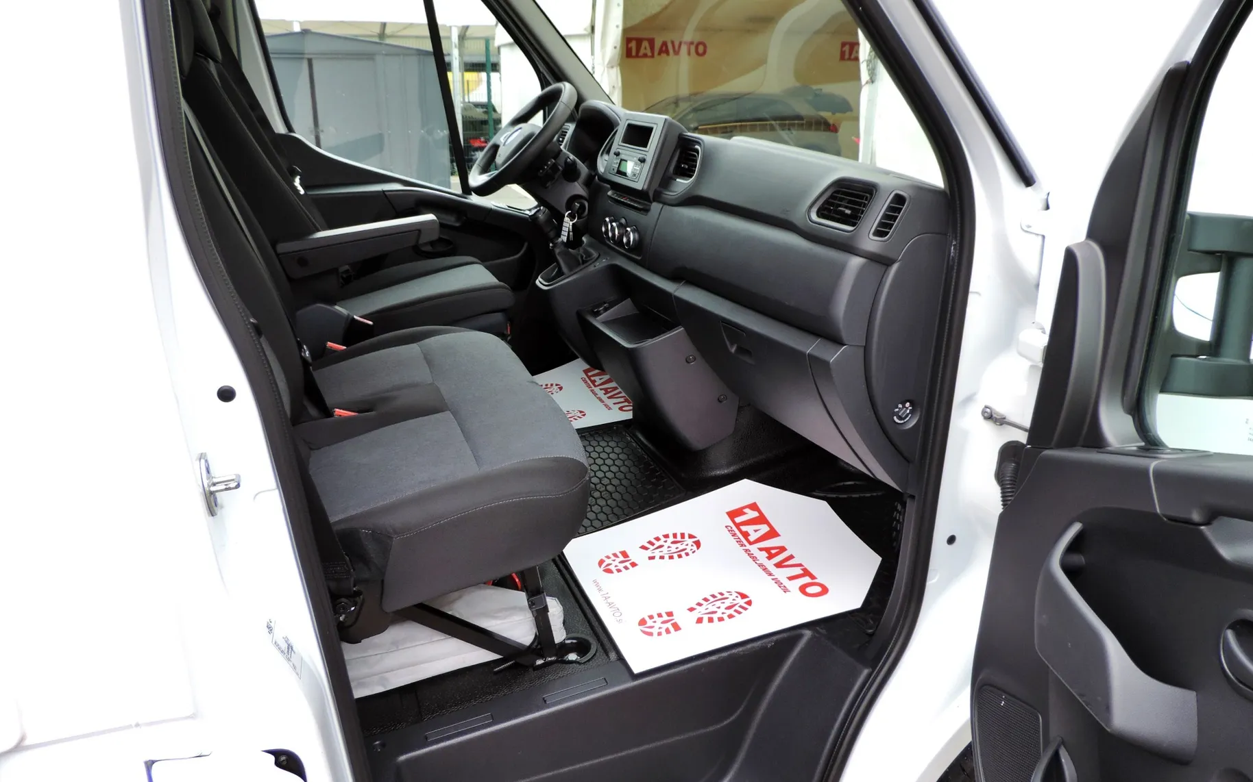 Zunanja slika - Renault Master - 2.3 dCi 145  KLIMA-KAMERA-ZRAČNO VZMETENJE - 5
