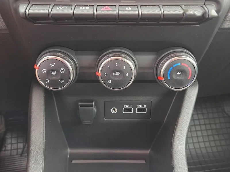 Zunanja slika - Renault Clio - 1.0 TCe 90 Evolution LED KAMERA PDC - 16