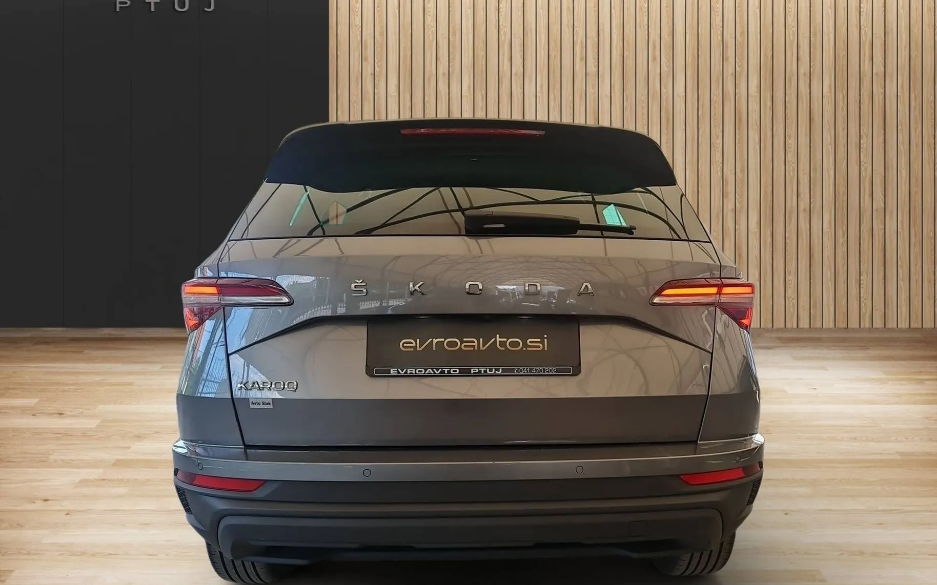 Notranja slika - Škoda Karoq - 2.0 TDI Style•1. lastnik Slovensko poreklo - 7