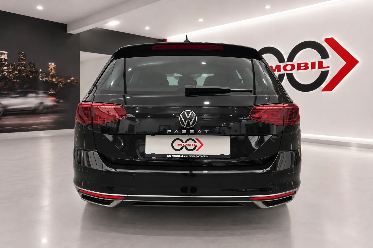Zunanja slika - Volkswagen Passat Variant - 2.0 TDI Elegance DSG- Matrix.360kam.pano.HUD.ALU18 - 6