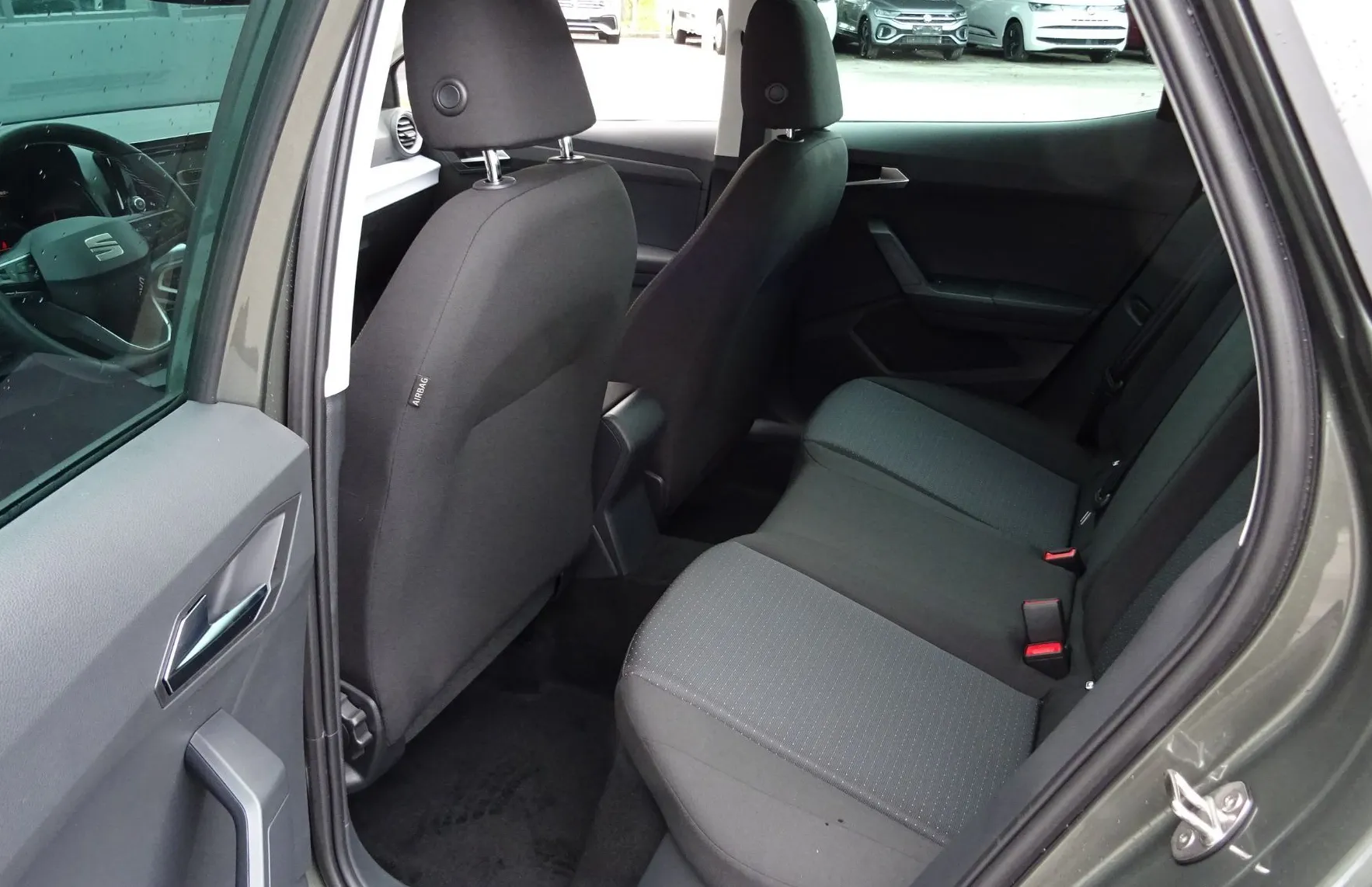 Zunanja slika - Seat Arona - 1.0 TSI 116KM STYLE EDITION - KAMERA - - 9