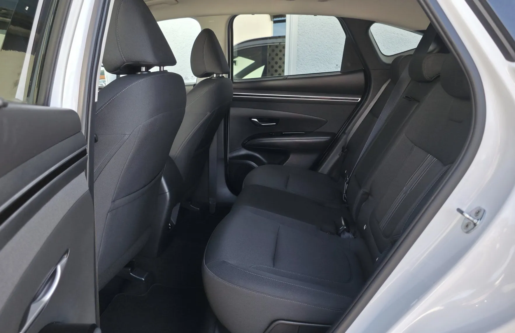 Zunanja slika - Hyundai Tucson - 1.6CRDI DCT Premium BI-LED•BLIS•GRETJE•KEYLES•18C• - 7