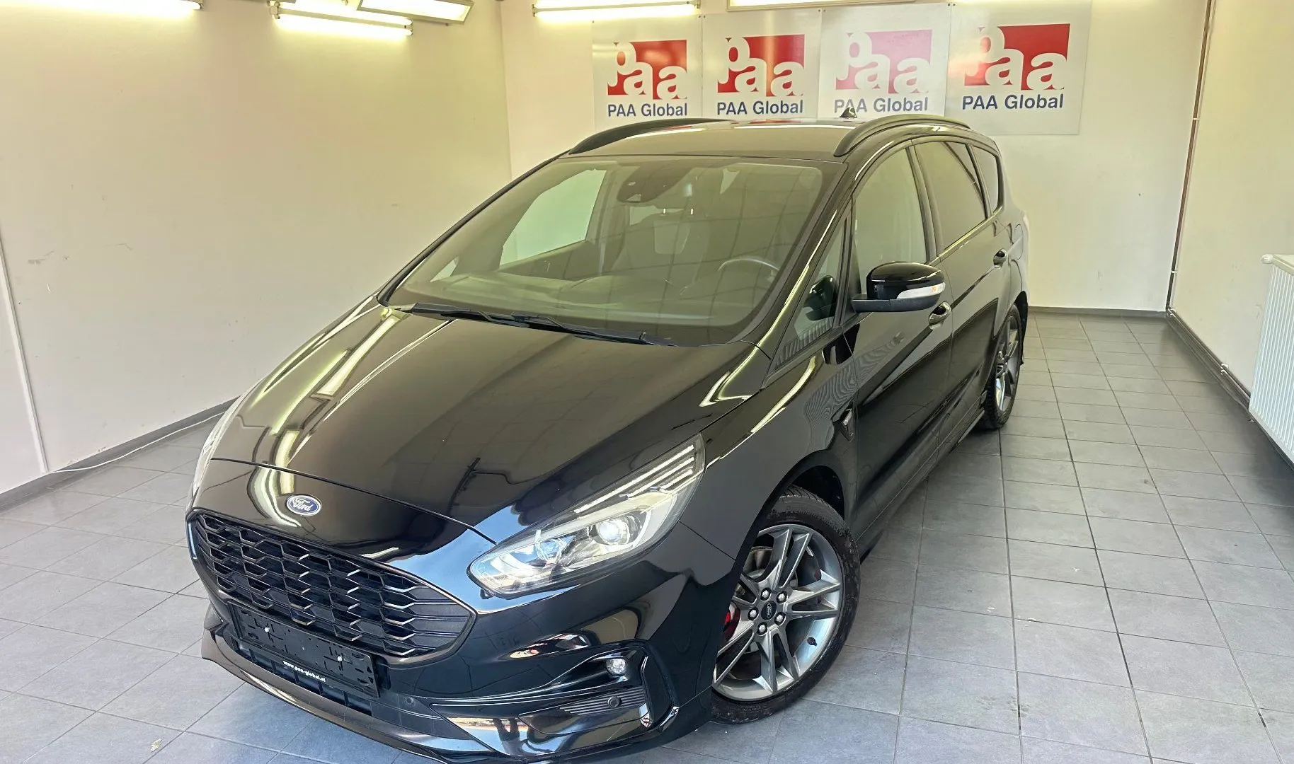 Zunanja slika - Ford S-MAX - 2.0 EcoBlue ST-LineAvt.NEMŠKI+4ALU.KAMERA.NAVI.LED - 1