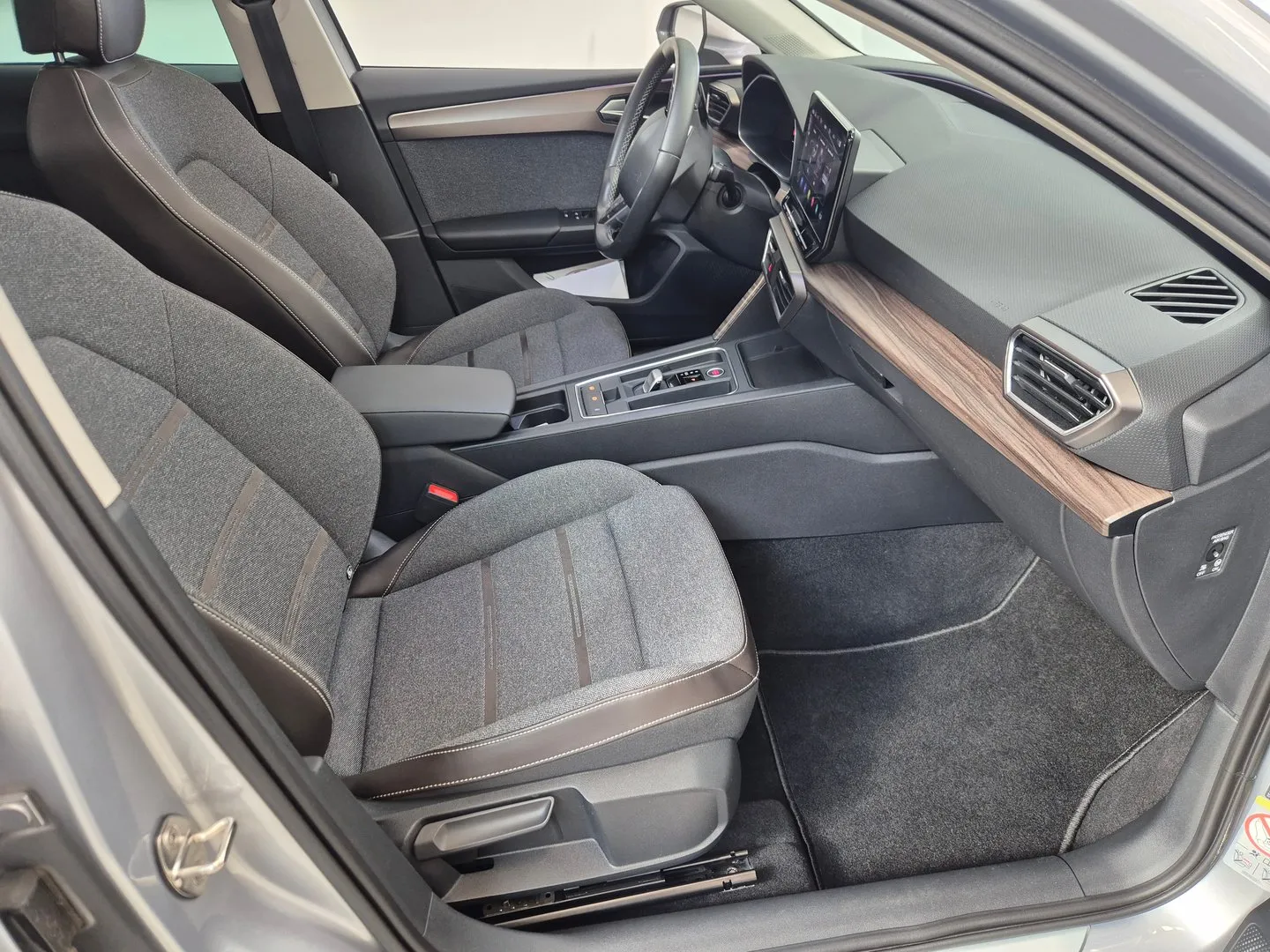 Zunanja slika - Seat Leon - Style 2.0 TDI DSG - 10
