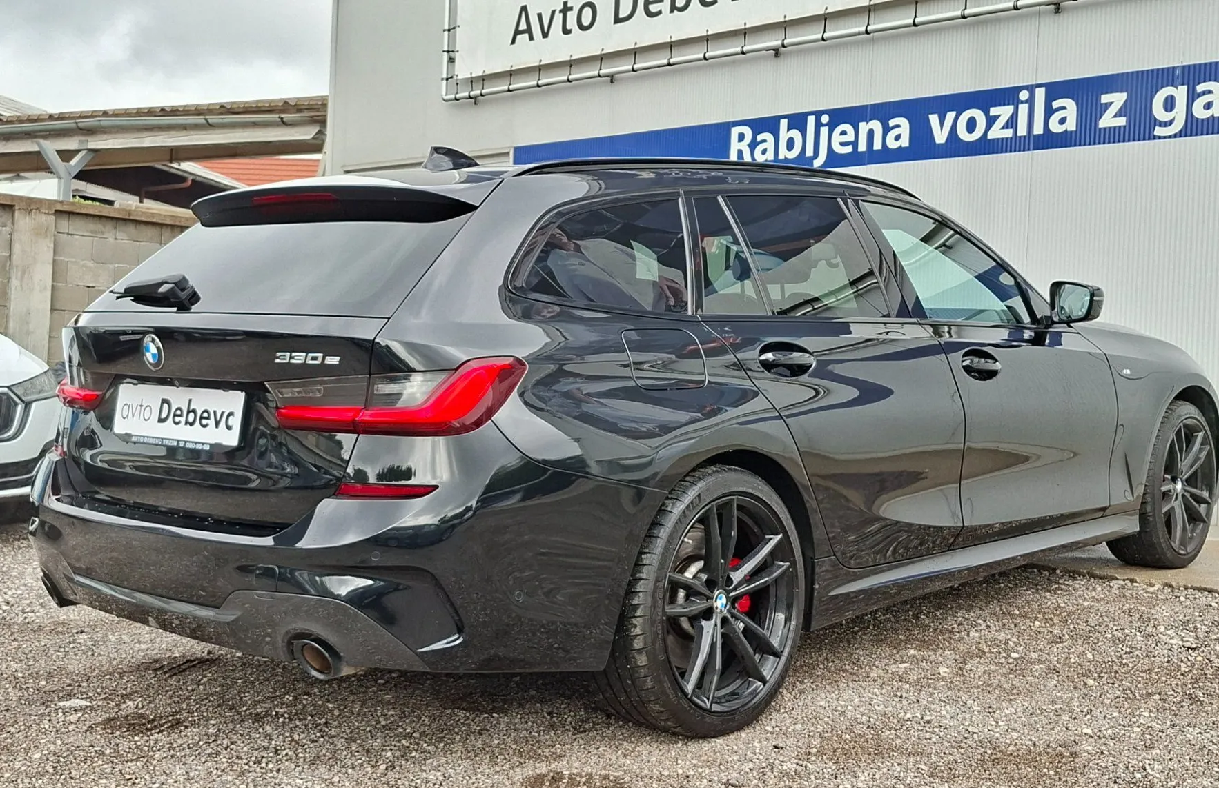 Zunanja slika - BMW Serija 3 - Touring: 330e xDrive Touring M Sport Avt. - 4