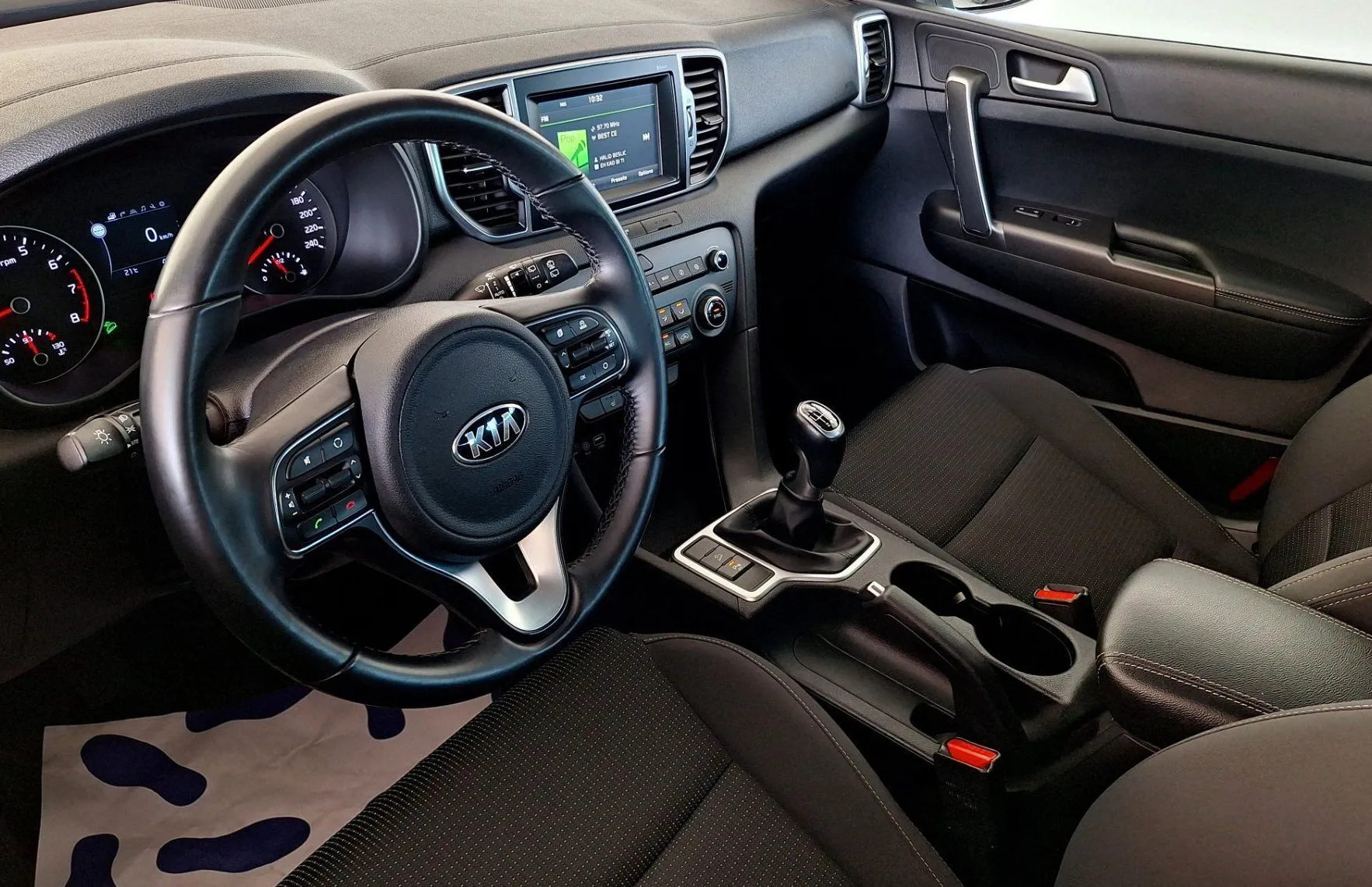 Zunanja slika - KIA Sportage - 2WD 1.6 GDI Active Eco•Slovensko vozilo•VL.KLJUK.. - 9