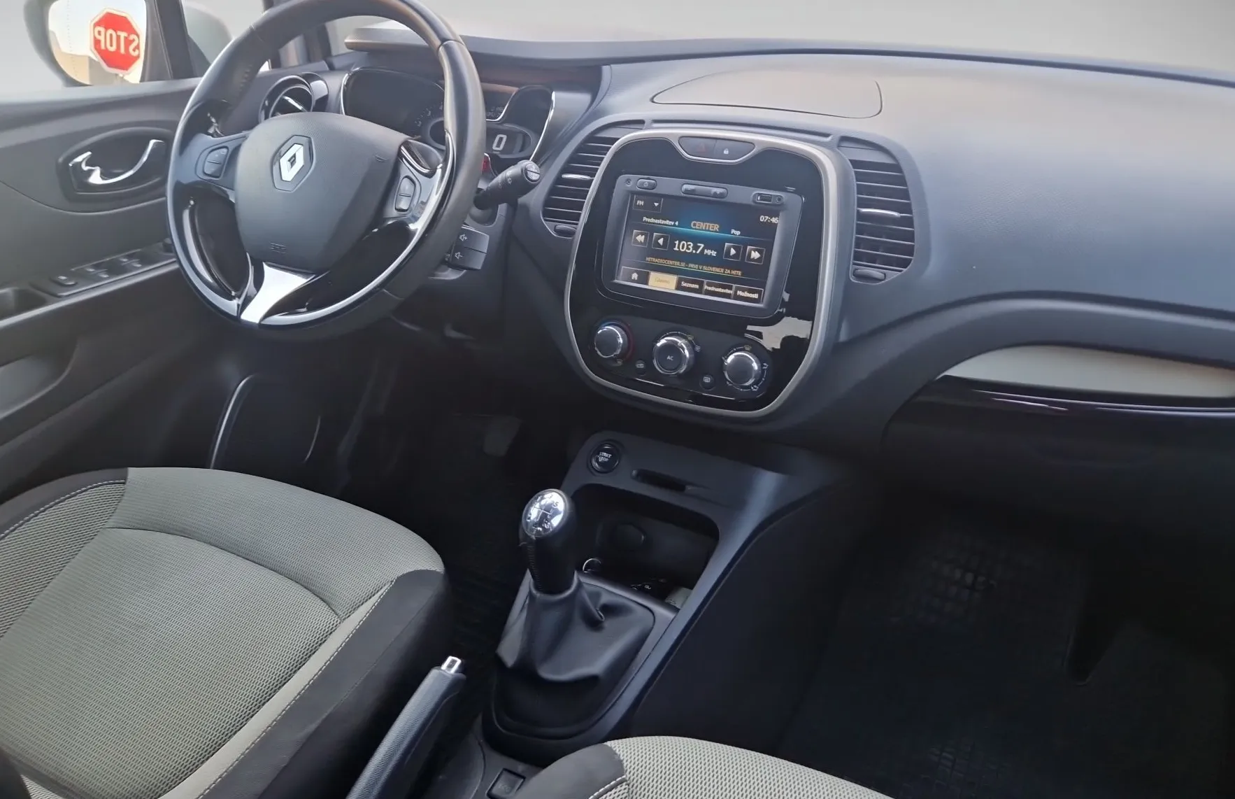 Zunanja slika - Renault Captur - dCi 90 Energy Authentique Start Stop - 14