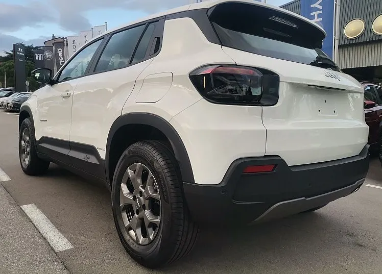 Zunanja slika - Jeep Avenger - Longitude 1.2 GSE 100 - 6