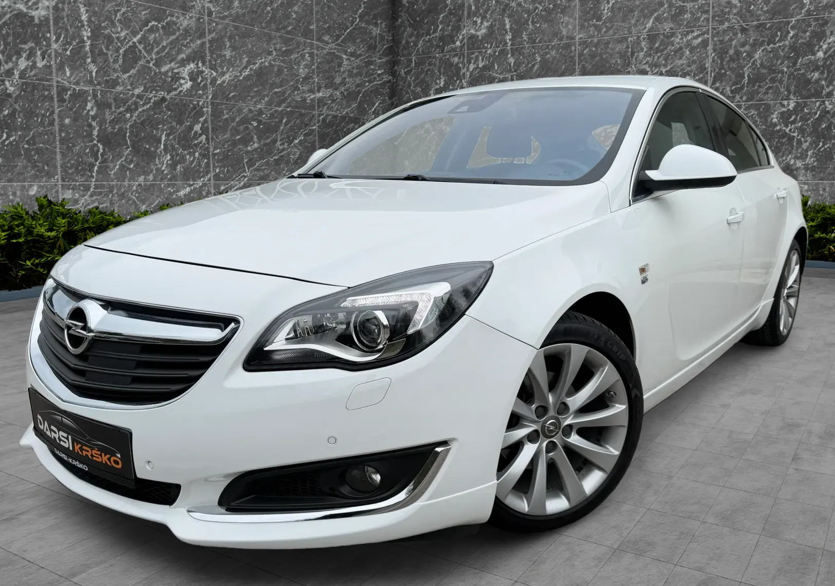 Zunanja slika - Opel Insignia - 2.0CDTI 140PS OPC-LINE SLO ACC BI-XENON KAMERA - 1
